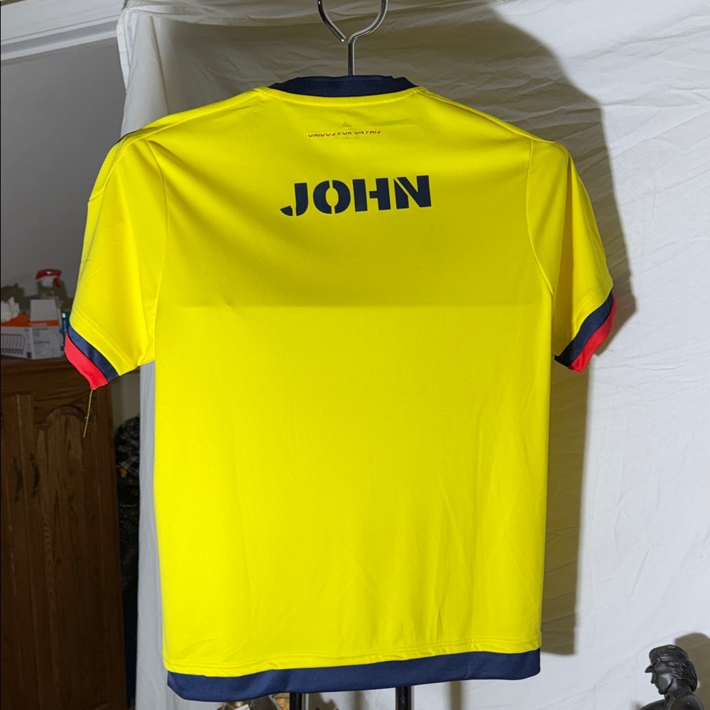 adidas Men’s Yellow Colombia National Team Jersey with Navy & Red Accents - Picture 8 of 8
